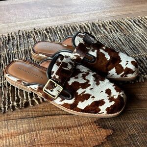 Donald J. Pliner Brown and White Mules